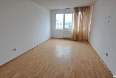Apartament cu 3 camere decomandat în Calea Galați - 2