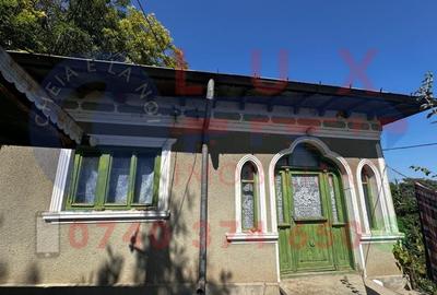 Casă cu 5 camere cu Teren 1394 Mp în Orizontului - 1