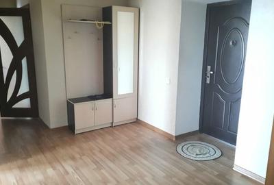 Apartament cu 2 camere semidecomandat în Zorilor