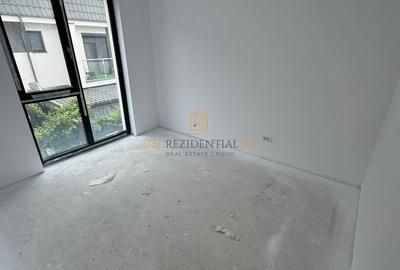 Casă cu 4 camere cu Canalizare în Central - 11