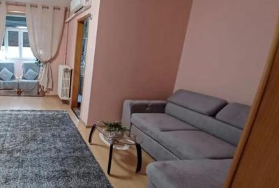 Garsonieră, mobilată în Titan