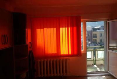 Garsonieră decomandată în Central - 3