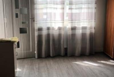 Vand apartament cu doua camere decomandat cu centrala proprie in Turnu Severin, zona Crihala - 4