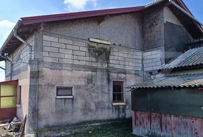 Casă cu 3 camere cu Teren 2522 Mp în Produlești - 15