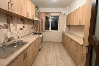 Apartament cu 4 camere decomandat în Calea București - 14