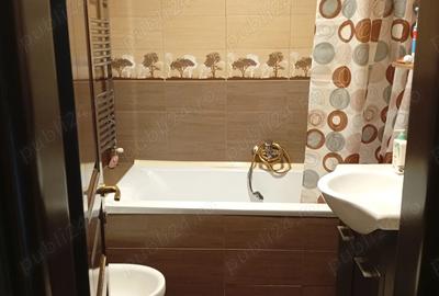 Apartament de vanzare 3 camere - 4