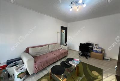 Apartamnet de 2 camere cu balcon si pivnita zona Vasile Aaron - 7