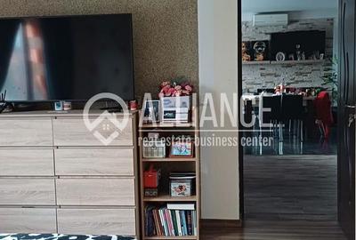 Casă cu 3 camere cu Teren 2164 Mp în Palazu Mare - 1