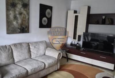 Apartament cu 3 camere decomandat, mobilat în Casa de Cultură - 1