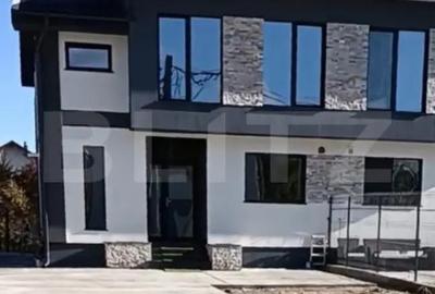 Casă cu 5 camere cu Teren 400 Mp în Central - 1