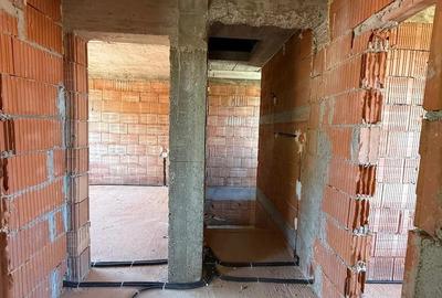 Casă cu 4 camere cu Teren 250 Mp în Sânandrei - 4