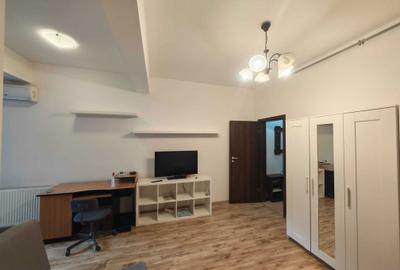 Garsonieră decomandată în Central - 3