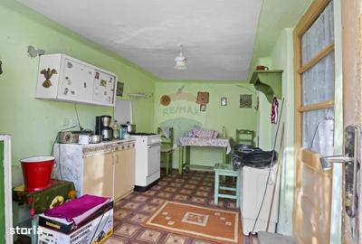 Casă cu 4 camere cu Teren 1349 Mp în Șiria - 10