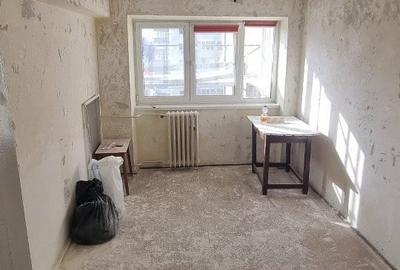 Apartament cu 3 camere decomandat în Pantelimon - 2