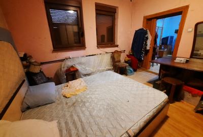 Casă individuală cu 2 camere cu Canalizare în Rahova - 3