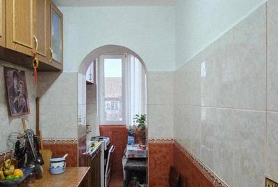 Ap 1 cam de vanzare str Cazaban, cart. Iosia - 15