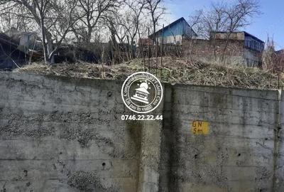 Teren de 451 mp, în Podul de Fier - 2