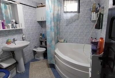 Casă cu 4 camere cu Teren 400 Mp în Gării - 1