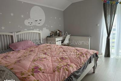 Casă cu 4 camere în Central - 2