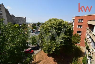 Apartament 4 camere, 1 Mai , Insula, centrala termica, langa Medicina - 2