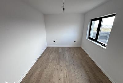 Casă cu 4 camere cu Teren 400 Mp în Miroslava - 7