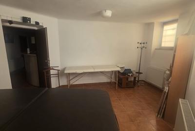 Apartament cu 4 camere decomandat în Universitate - 4