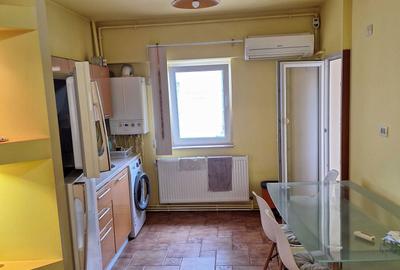 Apartament cu 3 camere decomandat în Central - 6