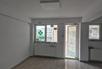 Spatiu comercial la parterul blocului, intrare separata, 59,39 mp, centrala, 2 a - 10