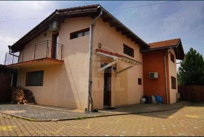Casă cu 4 camere cu Teren 487 Mp în Gilău - 1