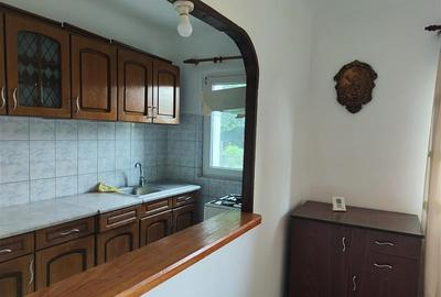 Casa decomandata, situata central in Boldesti Scaeni, in zona curata si linistit - 5