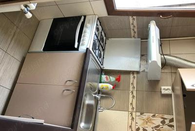 Garsonieră decomandată în Titan - 4