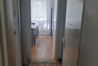 Inchiriez apartament cu doua camere - 1