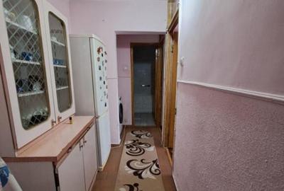 ZIMBRU, Apartament 3 camere, DECOMANDAT, 59.5mp, et 4 cu pod - 6