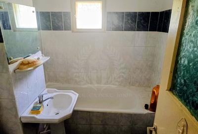 Apartament cu 3 camere decomandat în 9 Mai - 7