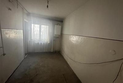 Decomandat, model mare cu centrală proprie Steaua - 9