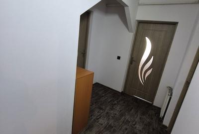 Apartament cu 3 camere în Decebal - 2