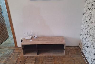 Apartament cu 2 camere semidecomandat în Micro 6 - 1