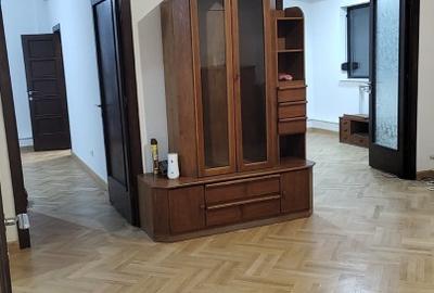 Mosilor Apartament spațios cu 4 camere, 106mp, Renovat, Centrala, 2 bai Mosilor Apartament spațios cu 4 camere, 106mp, Renovat, Centrala, 2 bai - 2