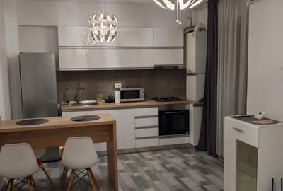 Apartament cu 2 camere decomandat, mobilat în Păcii - 2