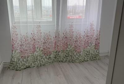 Apartament cu 3 camere decomandat, mobilat în Central - 1