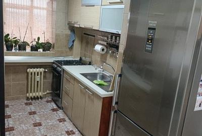 Apartament cu 3 camere decomandat, mobilat în 1 Decembrie 1918