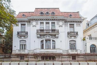 Vanzare vila interbelica in zona stradala, ultracentrala - 2