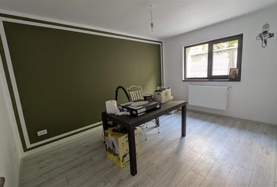 Casă cu 5 camere cu Teren 600 Mp în Bucium - 7