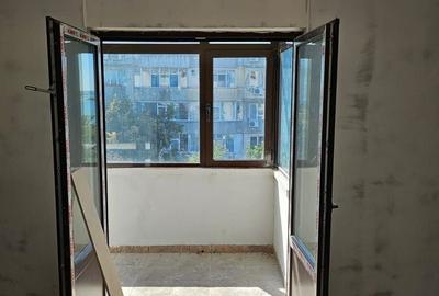 Apartament cu 2 camere circular în Central - 3