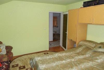 Casă cu 6 camere cu Teren 500 Mp în Săcălaz