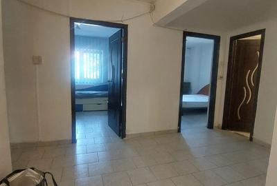 Apartament cu 3 camere decomandat în Centrul Civic
