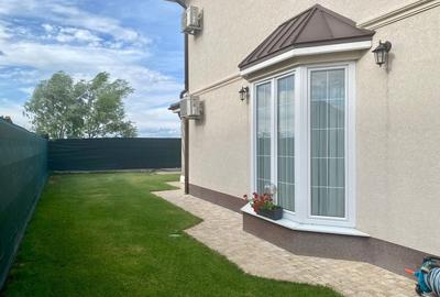 Vila De Inchiriat | Ansamblu Privat | Curte Mare | Corbeanca - 12