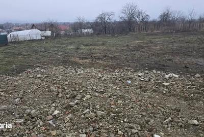 Teren de 500 mp, în Rediu
