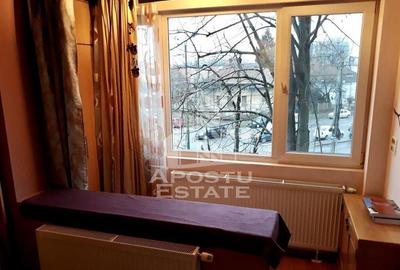 Apartament cu 2 camere decomandat în Circumvalațiunii