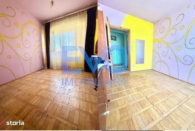 Apartament cu 3 camere decomandat în Central - 3